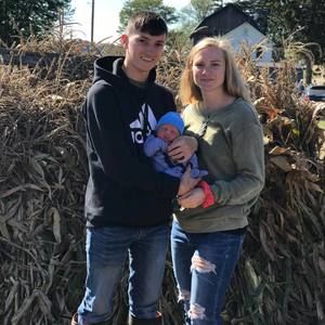 Meet your Posher, Ray